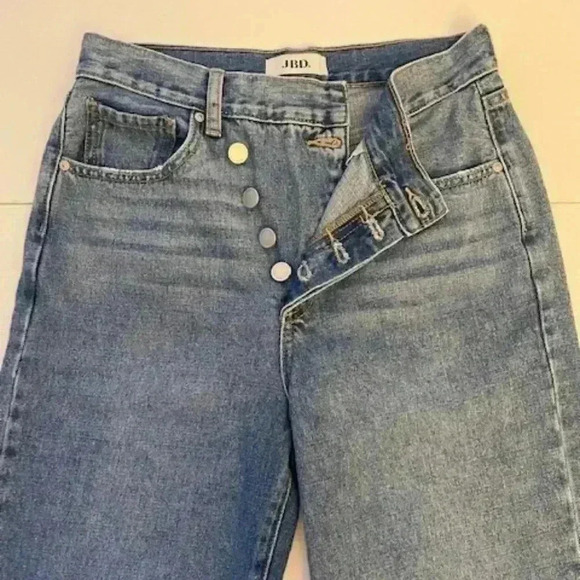 JBD High Rise Crisscross Denim Jeans. Size 26 - Picture 2 of 15